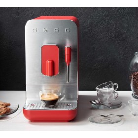 Machine à café avec broyeur SMEG PEM BCC02ERD