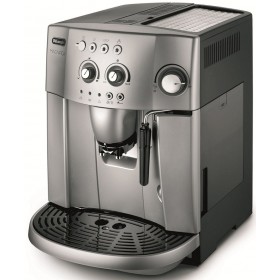 Machine à café avec broyeur ESAM4200